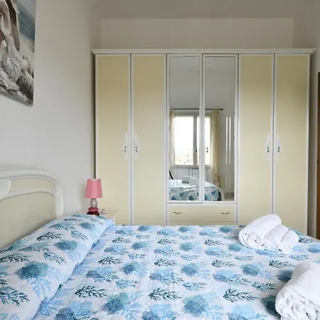 בית נופש Casa Luciano Tortolì