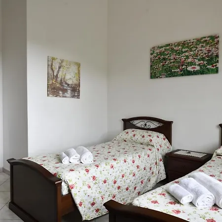 Casa Luciano Holiday home *